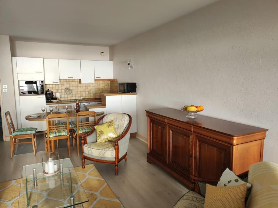 L'Escale - Appartement Vue Mer Конкарно Экстерьер фото